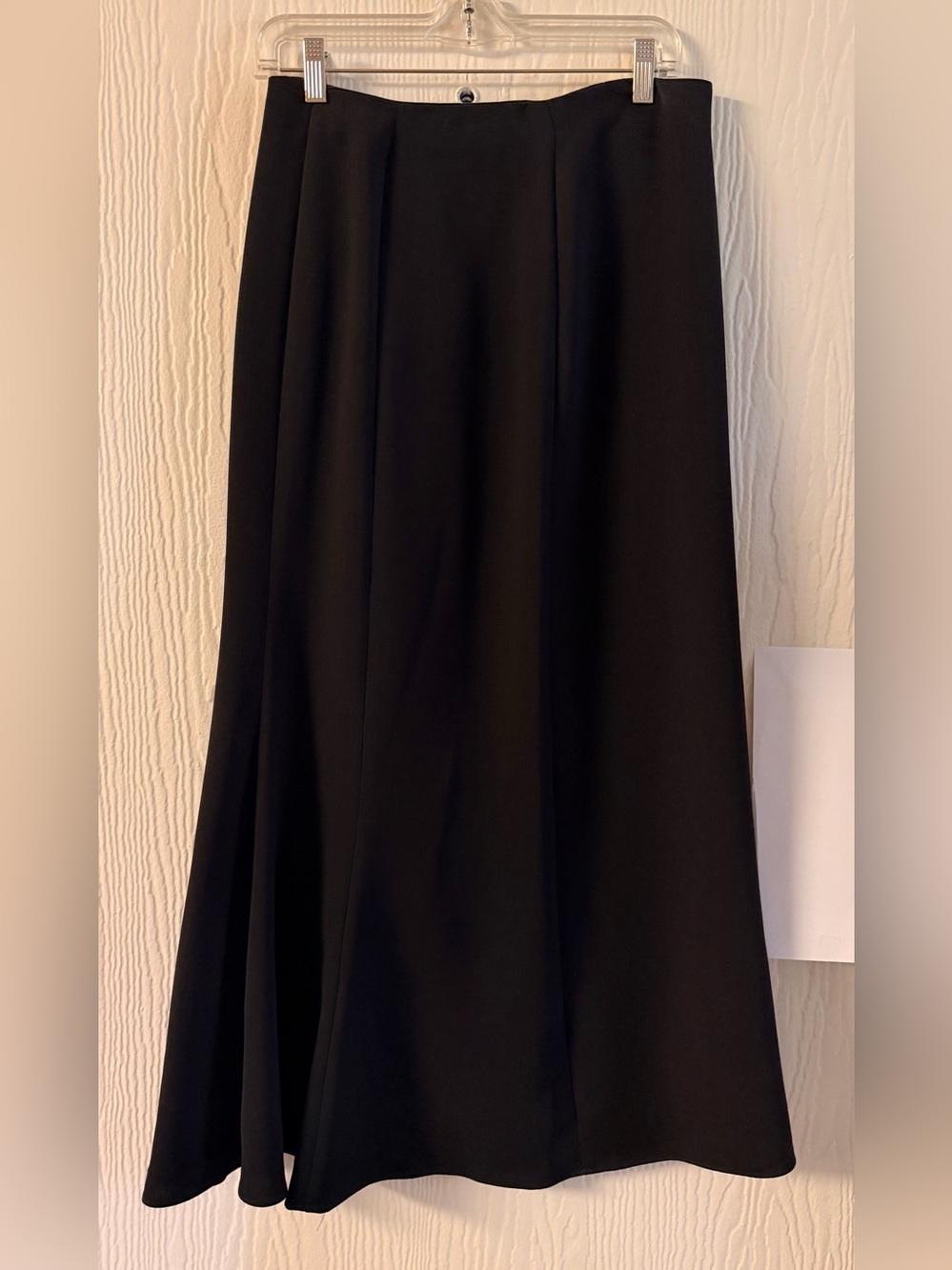 Women’s - The Limited Black A-Line Maxi Skirt - Classic Women’s Skirt Size 6